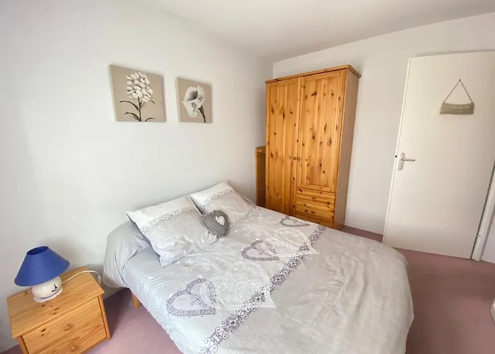 Maison Avec Piscine - 150m De La - - Fr-1-231-189 *